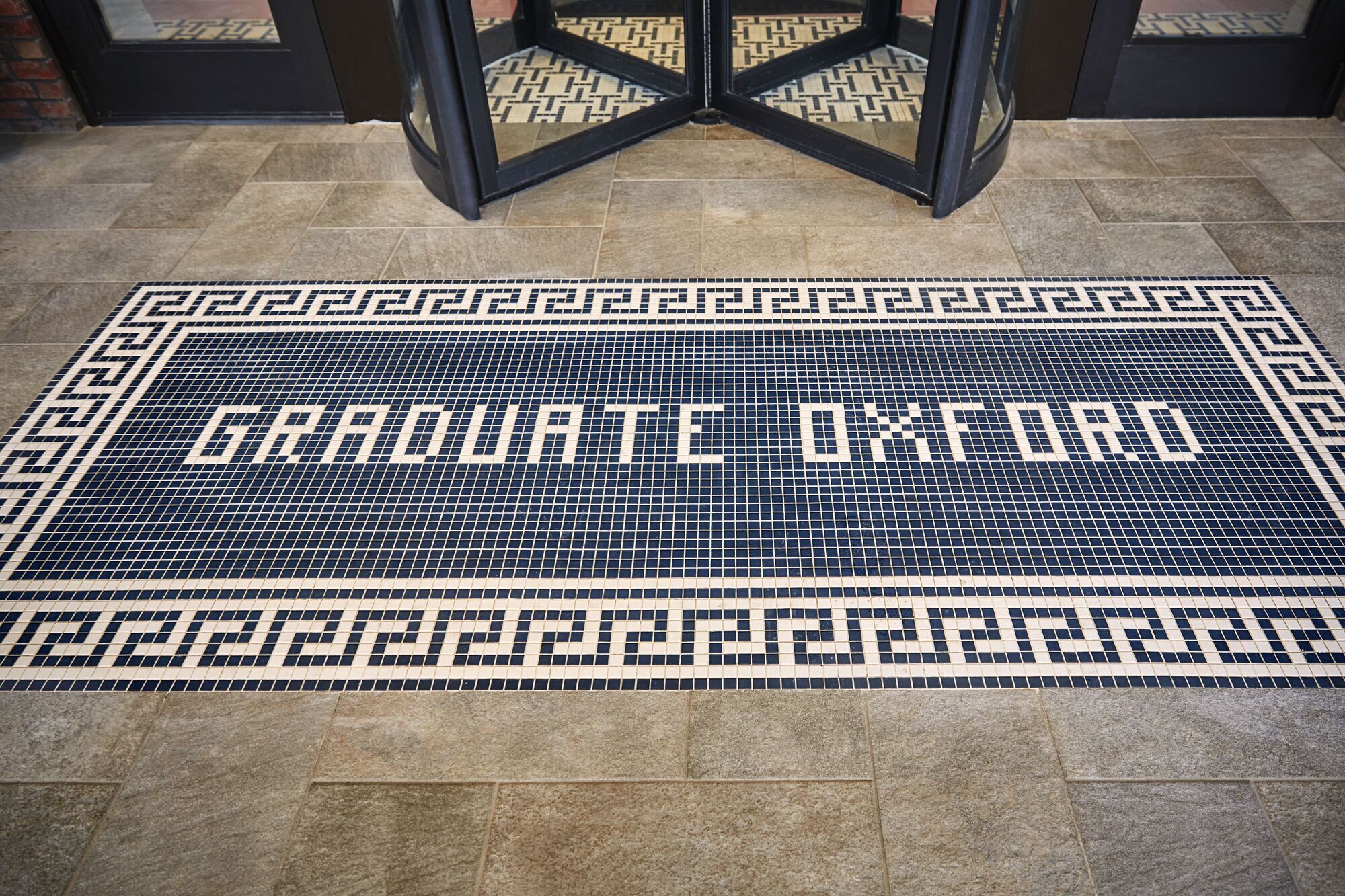 Graduate By Hilton Oxford Hotel Bagian luar foto