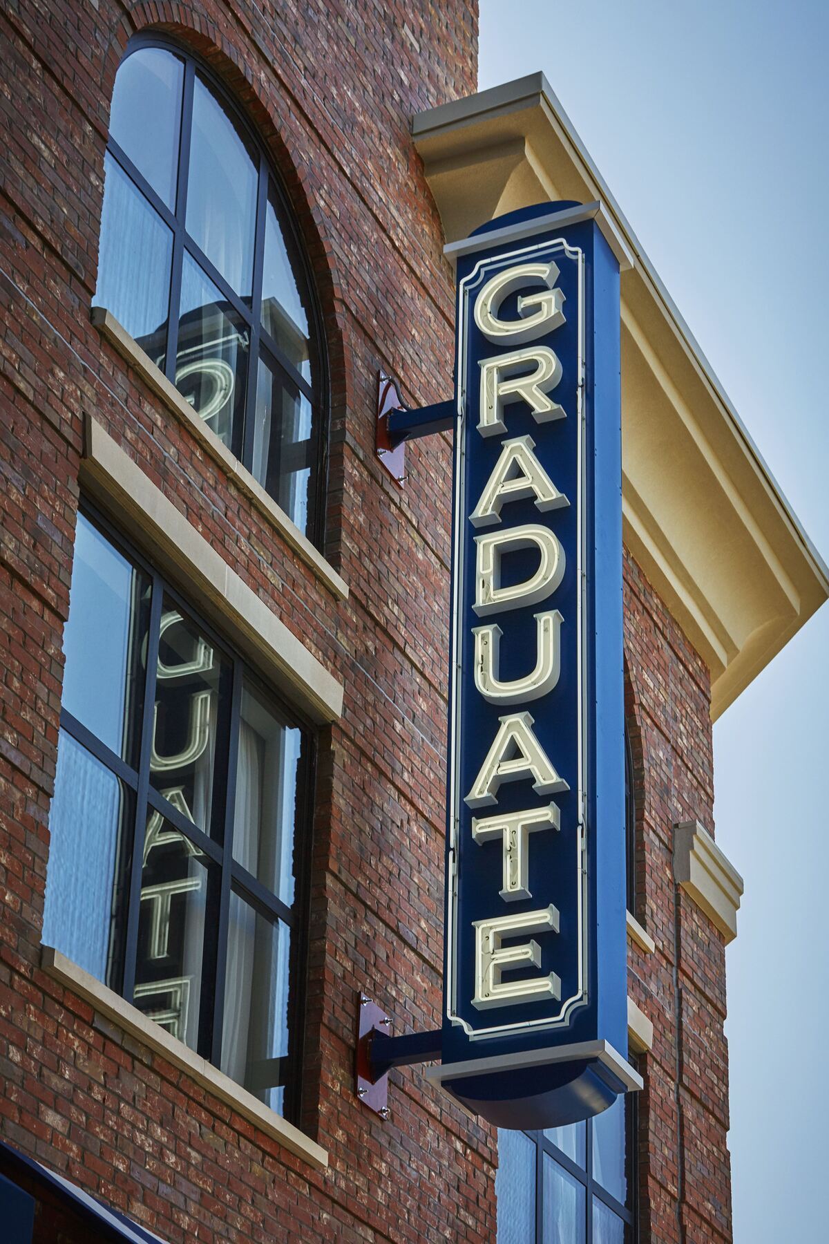 Graduate By Hilton Oxford Hotel Bagian luar foto